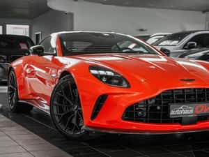 Aston Martin V8 Vantage - 2015 — miniatura 7