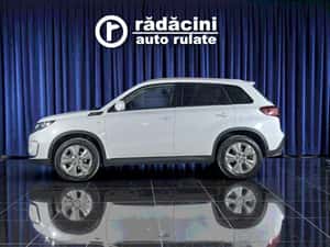 Suzuki Vitara SUV, 2024, 11.755 km, 18.250 EUR — miniatura 6