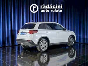 Suzuki Vitara SUV, 2024, 11.755 km, 18.250 EUR — miniatura 7