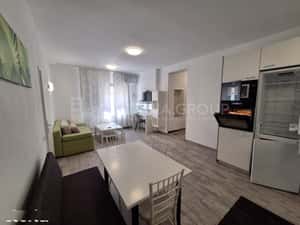 Apartament cu 3 camere, curte si loc de parcare Str. Lunga