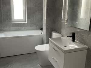 Dezvoltator vand apartament 1 camera la cheie zona rezidentiala — miniatura 1