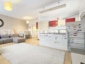 Apartament 3 camere zona Coresi cu parcare