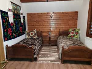 Pat Ileana din lemn masiv de fag, culoare stejar, 120x200 cm — miniatura 4