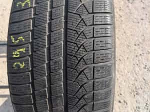 295/35 R23 • Iarna • Pirelli P Zero Winter ELECT 108H | 1 buc | DOT 2023 | Pret/buc — miniatura 4