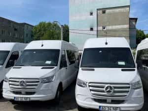 Transport persoane - Inchiriez Microbuze / Autocare (cu sofer)