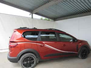 DACIA JOGGER 1.0 TCe 110 SL Extreme 7 locuri — miniatura 4