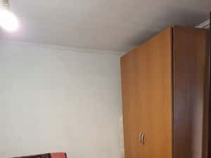 Inchiriez camera ptr.baieti la curte et.1 — miniatura 5