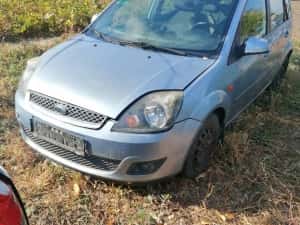 Capota aripa far trager radiator usa grila geam Ford Fiesta — miniatura 4