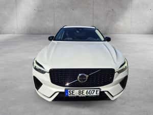 Volvo XC60 Hibrid 398 CP Automată 14.500 km