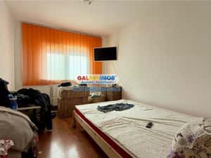 APARTAMENT 3 CAMERE DE VANZARE TITAN GURA IALOMITEI — miniatura 3