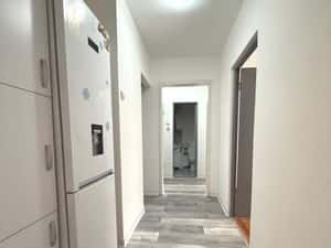 3 Camere PRIMA INCHIRIERE Metrou Titan/Costin Georgian Arena Nationala — miniatura 6