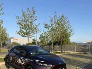 Toyota C-HR 2024 hibrid, 16845 km, 30000 EUR