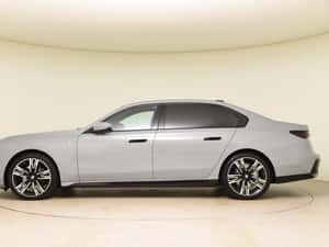 BMW 740 Berlină Diesel 2024 în Metzingen — miniatura 2