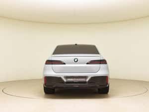 BMW 740 Berlină Diesel 2024 în Metzingen — miniatura 5