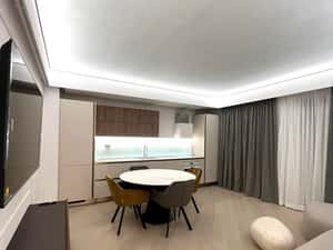Prima Închiriere: Apartament Premium de 3 Camere în Cortina North +TVA