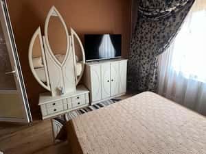 Apartament cu balcon și aer condiționat, 2 camere — miniatura 3