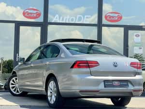 Volkswagen Passat 2015, 150 cp, Automată, 199.760 km — miniatura 3