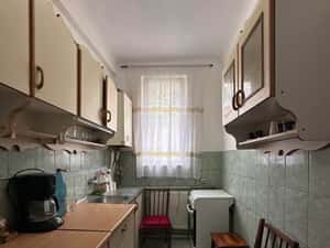 De vanzare apartament cu 2 camere decomandat, etaj 1. — miniatura 4