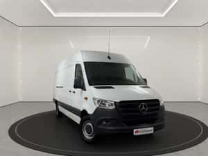 Mercedes-Benz Sprinter Van / Minibus 2024
