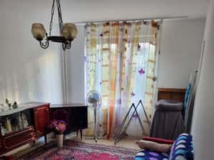 Apartament decomandat 3 camere Piata Rahova