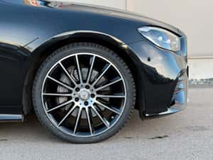 Mercedes-Benz E 200 Cabrio 2/3 uși, 15.900 km, 197 cp — miniatura 3