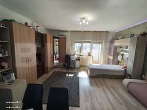Apartament cu o camera in Samnartin, 38mp+balcon — miniatura 2