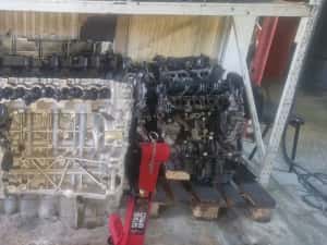 Motor BMW F10 , F15 , F16 , F30 3.0 biturbo diesel cod N57D30B 313 CP — miniatura 9