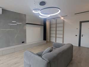 Apartament de lux cu 3 camere, 80 mp cu terasa 10 mp, zona centrala — miniatura 4