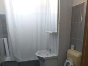 Inchiriez apartament cu 2 camere — miniatura 4