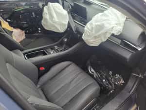 Mazda 6 avariata an 2023 cu 2000 km inmatriculata — miniatura 5