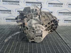 Cutie de viteze Kia Sorento II Facelift 2.2 D 2012 - 2014 200CP Manuala 5 Trepte D4HB — miniatura 4