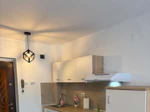 Garsoniera renovata si mobilata recent, 21 mp etaj 3, str. Atelierelor — miniatura 3