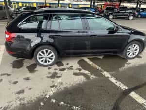 Skoda Octavia 2019 2.0 Automata Euro 6 — miniatura 2