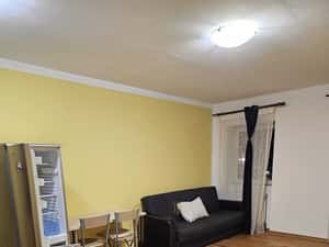 Garsoniera spatioasa la etaj intermediar, bloc cu Lift, Zona Broscarie — miniatura 5