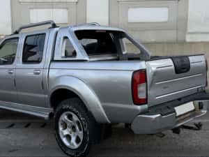 Nissan Navara D22 4x4 2003 2.5d 133 cp fara rugina — miniatura 4