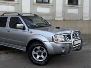 Nissan Navara D22 4x4 2003 2.5d 133 cp fara rugina — miniatura 9