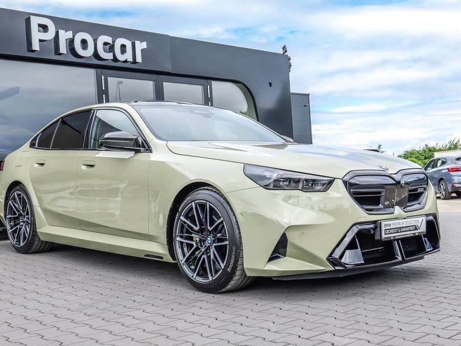 BMW M5 Automată 727 HP Hibrid (B/E) — fotografie 1 din 7
