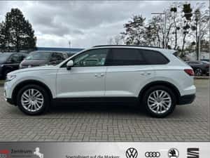 Volkswagen Touareg SUV 2025 — miniatura 5