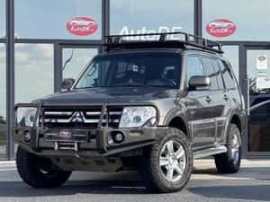Mitsubishi Pajero Automată 200 HP Diesel