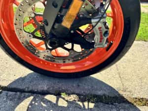 Ktm Duke 890 R 2020 naked supernaked — miniatura 6