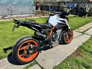 Ktm Duke 890 R 2020 naked supernaked — miniatura 10