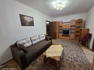 Pajura centrala,bloc reabilitat metrou Jiului — miniatura 3