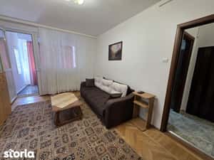 Pajura centrala,bloc reabilitat metrou Jiului — miniatura 4