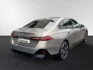 BMW 520 Berlină, second-hand, 24.820 km — miniatura 3