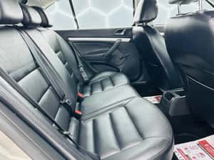 SKODA OCTAVIA 1.6 Diesel, 2012, manuala 6+1, alb — miniatura 7