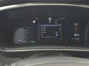 TOYOTA COROLLA DYNAMIC 1.8 HYBRID 140 CP / Car no 10 — miniatura 3