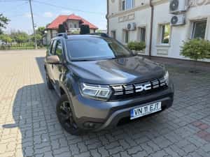 Dacia Duster AUTOMAT EXTREME 1.3 benzina 150 cp — miniatura 1