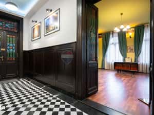 Apartament cu 3 camere de vânzare în zona Centrul Istoric — miniatura 4