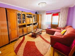 Apartament 2 camere, 54 mp, zona Reghin - Unirii — miniatura 3
