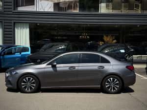 Mercedes-Benz A 180, 211.000 km, 2020, Automată, Diesel — miniatura 5